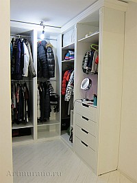 гардеробный шкаф